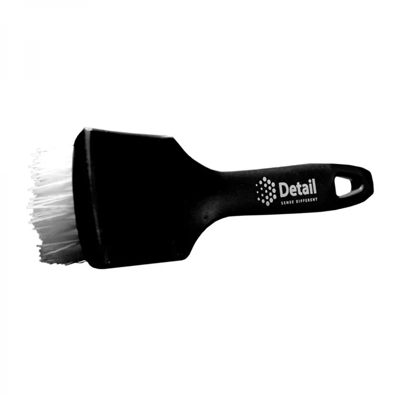 Щетка для чистки колес 21*6,4 см Detail