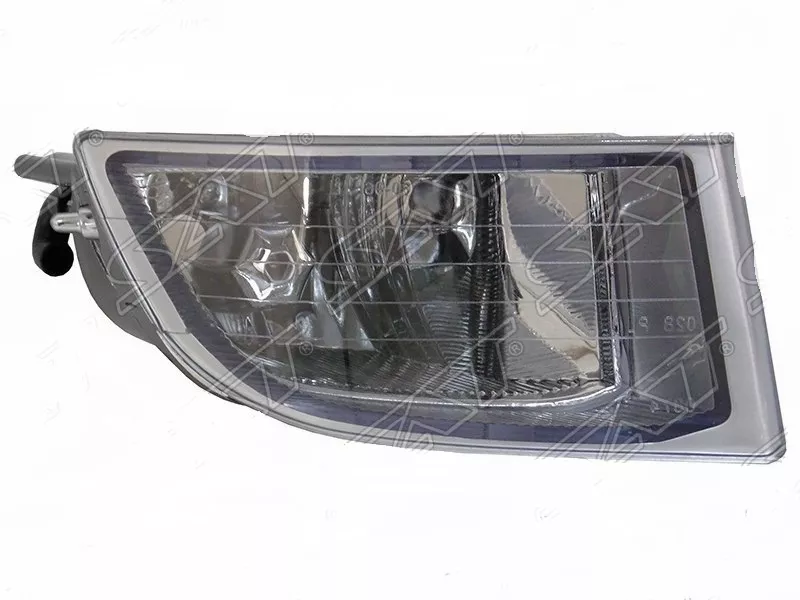 SAT противотуманная фара ST2122039R