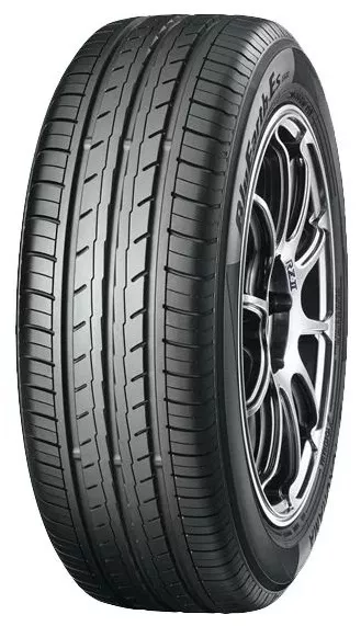 Yokohama BluEarth ES32A 225/55 R16 95V