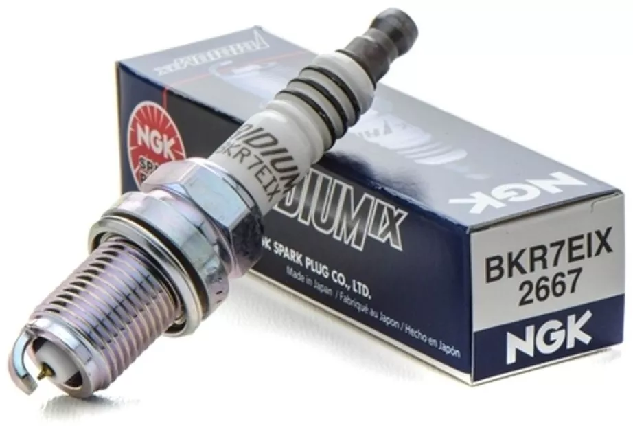 Свеча зажигания NGK BKR7EIX