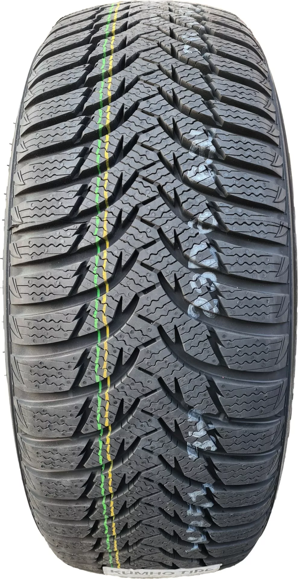 Kumho WinterCraft WP51 205/50 R16 87 H  без шипов