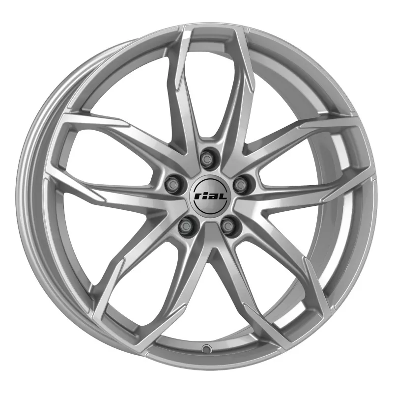 Rial Lucca 8x18/5x114.3 D70.1 ET45 серебристый
