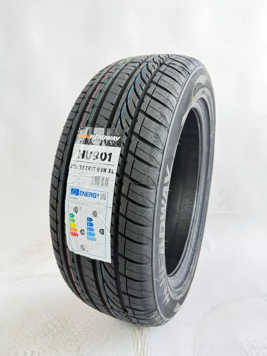 Headway HU901 215/55 R17 98 W без шипов