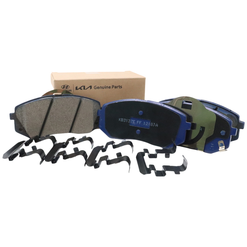 Тормозные колодки передние Hyundai i40, ix35, Tucson 10-15/Kia Cadenza 10-16, Carens 06-12, Sportage 11-15