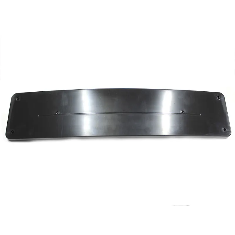 Накладка под номерной знак MERCEDES W204 06-11