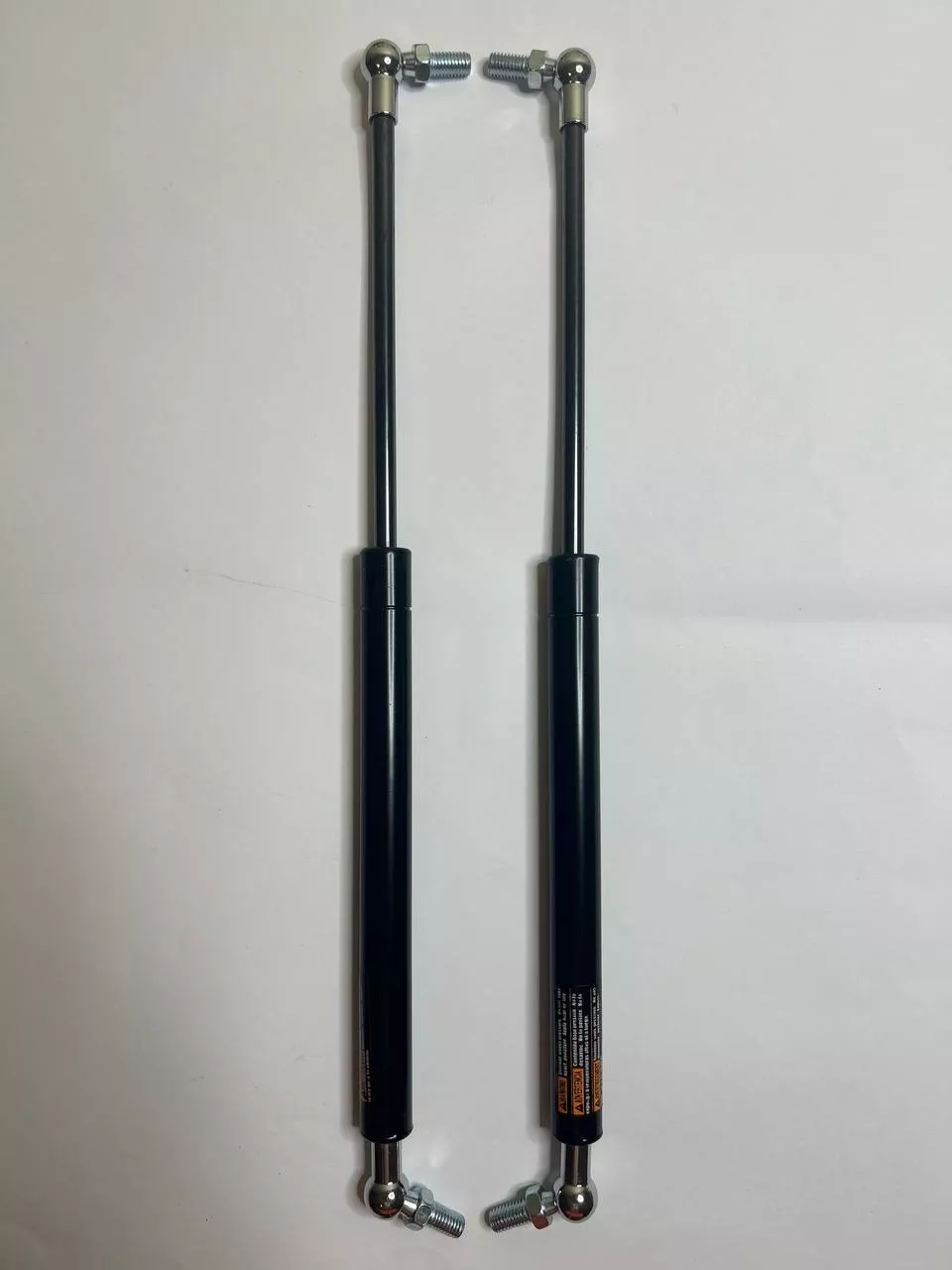 65470-51U10 упор капота для Nissan Maxima 1994-1999 черный