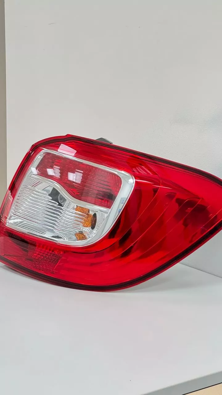 Renault блок фара 265506669R