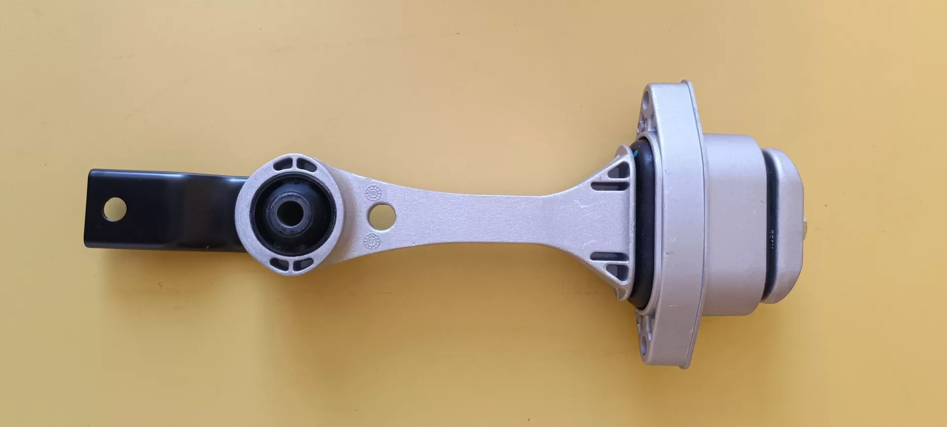 XXYS подушка двигателя 1J0199851M