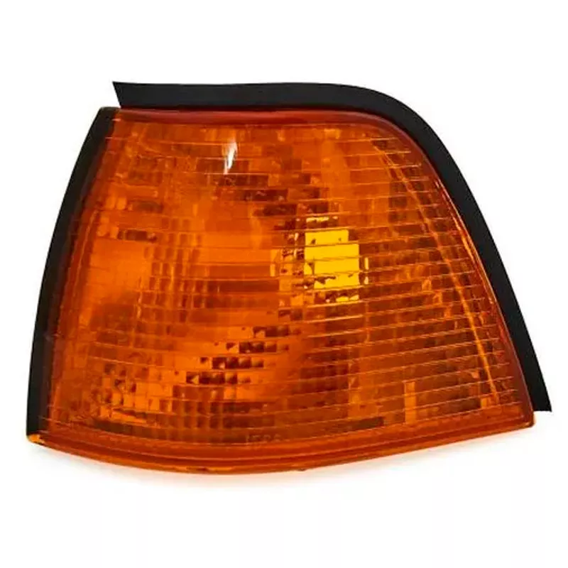 Поворотник TYC 183272012 е36 седан желтый L